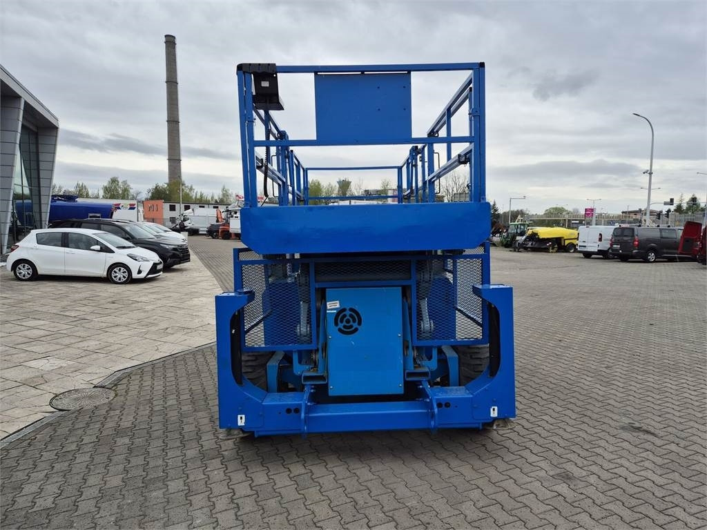 Genie GS 4390 / 15M HIGH / 680KG LOAD / 1 OWNER / SERVIC - Plataforma de Tijera/ Plataforma de tesoura: foto 4 Genie GS 4390 / 15M HIGH / 680KG LOAD / 1 OWNER / SERVIC - Plataforma de Tijera/ Plataforma de tesoura: foto 4