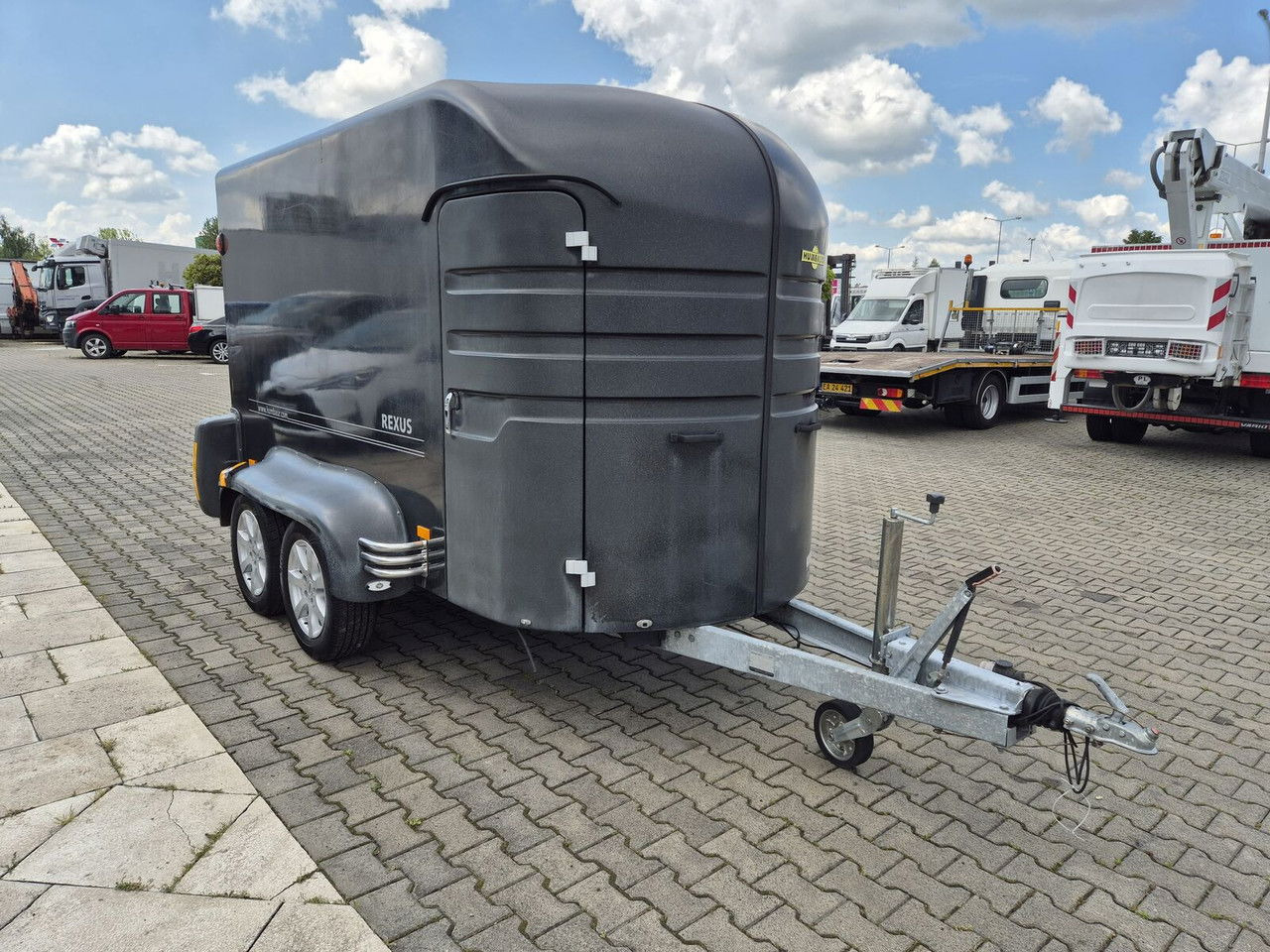 Humbaur Rexus 2000 - Reboque para cavalos: foto 4 Humbaur Rexus 2000 - Reboque para cavalos: foto 4