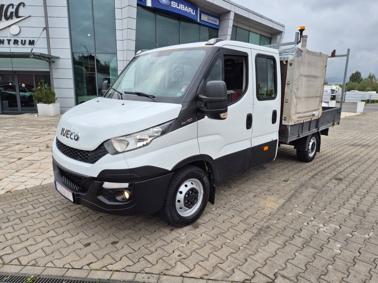 Iveco Daily 35 35S15 / Doka / 1 Owner / LOW KM / 7 Seats - Carrinha de caixa aberta: foto 1 Iveco Daily 35 35S15 / Doka / 1 Owner / LOW KM / 7 Seats - Carrinha de caixa aberta: foto 1