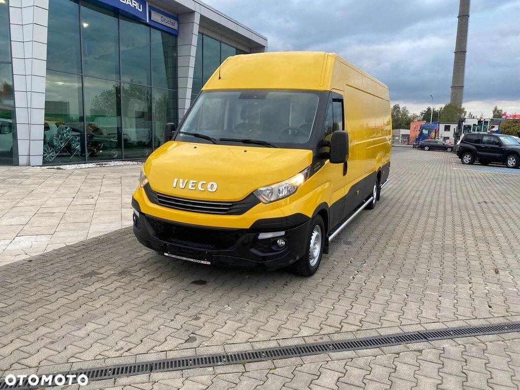 Iveco Daily 35S16 HI-MATIC / 1 OWNER / L4H2 / MAX / WEBA - Carrinha de contentor: foto 2 Iveco Daily 35S16 HI-MATIC / 1 OWNER / L4H2 / MAX / WEBA - Carrinha de contentor: foto 2
