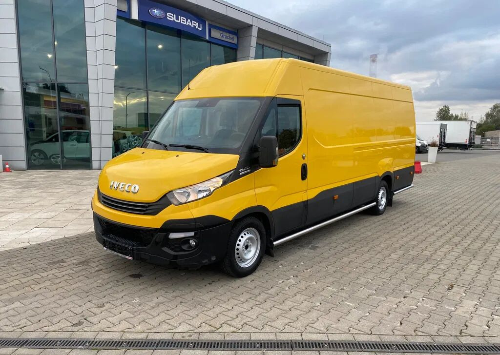 Iveco Daily 35S16 HI-Matic / 1 Owner / L4H2 / MAX / Webasto / Great C - Furgão: foto 2 Iveco Daily 35S16 HI-Matic / 1 Owner / L4H2 / MAX / Webasto / Great C - Furgão: foto 2