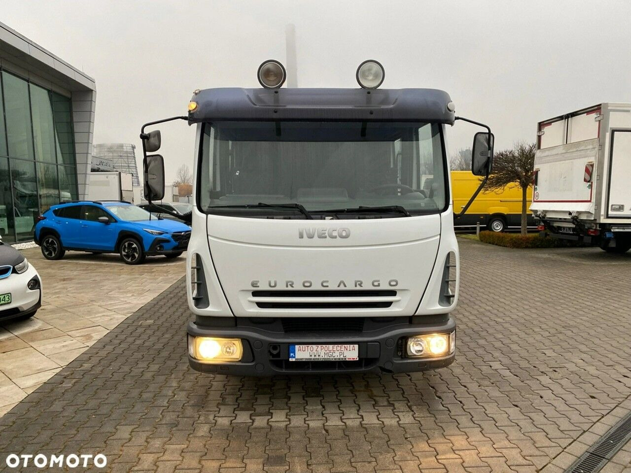 Iveco Eurocargo ML80E17 - Camião de caixa aberta/ Plataforma, Camião grua: foto 4 Iveco Eurocargo ML80E17 - Camião de caixa aberta/ Plataforma, Camião grua: foto 4