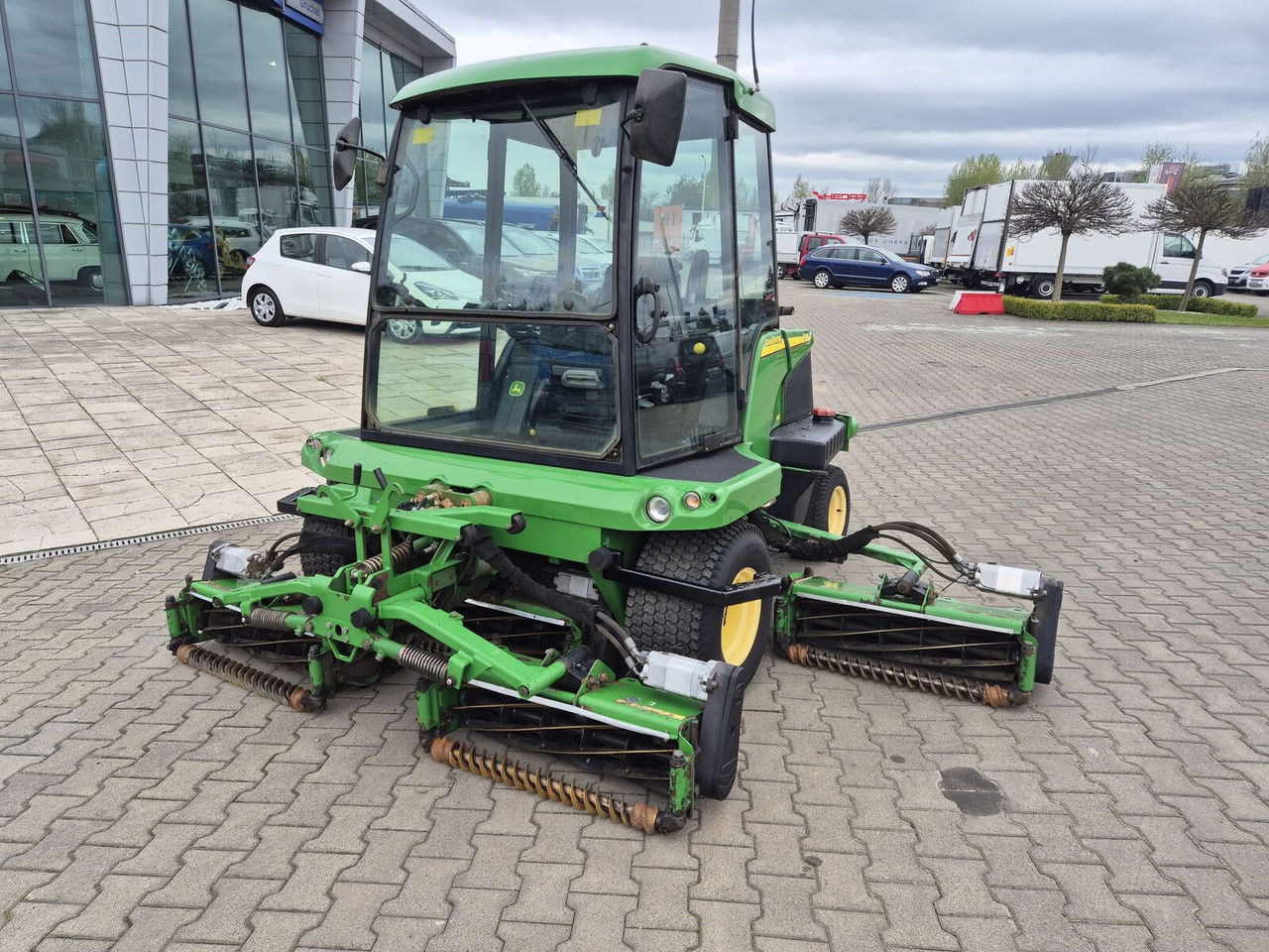 John Deere 1905 4WD / 2010 / Serviced / Cabin - Cortador de grama: foto 2 John Deere 1905 4WD / 2010 / Serviced / Cabin - Cortador de grama: foto 2
