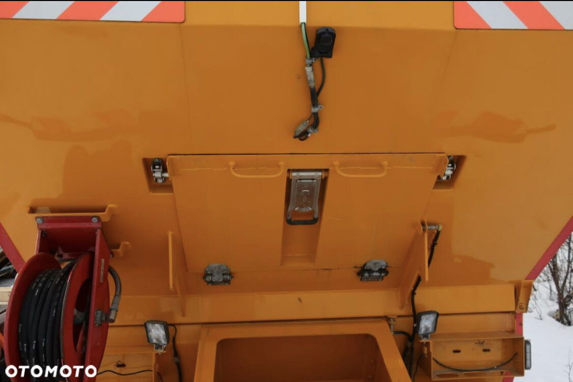 Kadussis CRV2000 Like NTM, Steco - Like NEW Kadussis CRV2000 Like NTM, Steco - Like NEW - Caixa móvel para caminhão de lixo: foto 5 Kadussis CRV2000 Like NTM, Steco - Like NEW Kadussis CRV2000 Like NTM, Steco - Like NEW - Caixa móvel para caminhão de lixo: foto 5