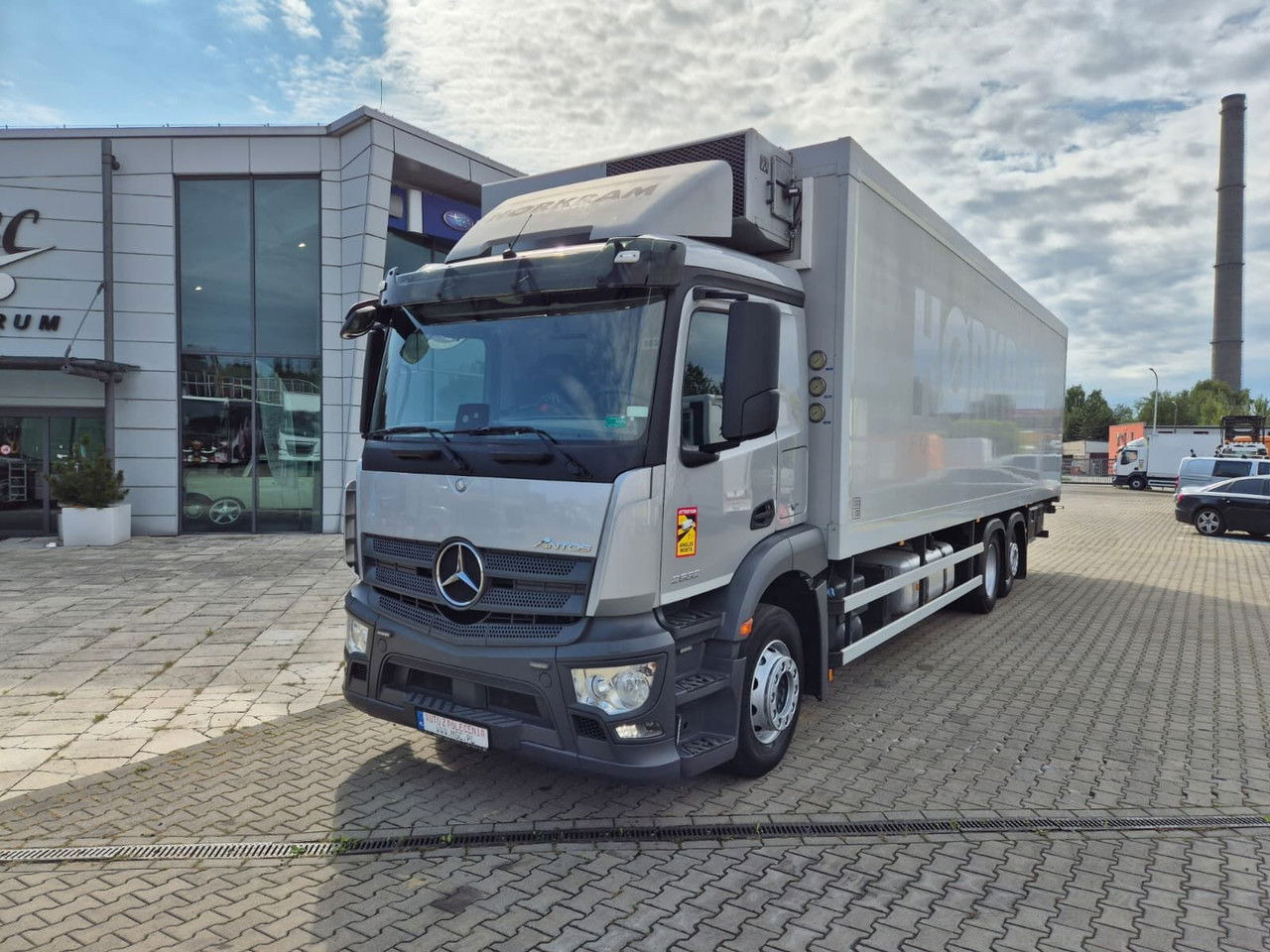 Mercedes-Benz Antos 2532 L / Frigoblock / 1 Owner / Works Great - Camião frigorífico: foto 3 Mercedes-Benz Antos 2532 L / Frigoblock / 1 Owner / Works Great - Camião frigorífico: foto 3