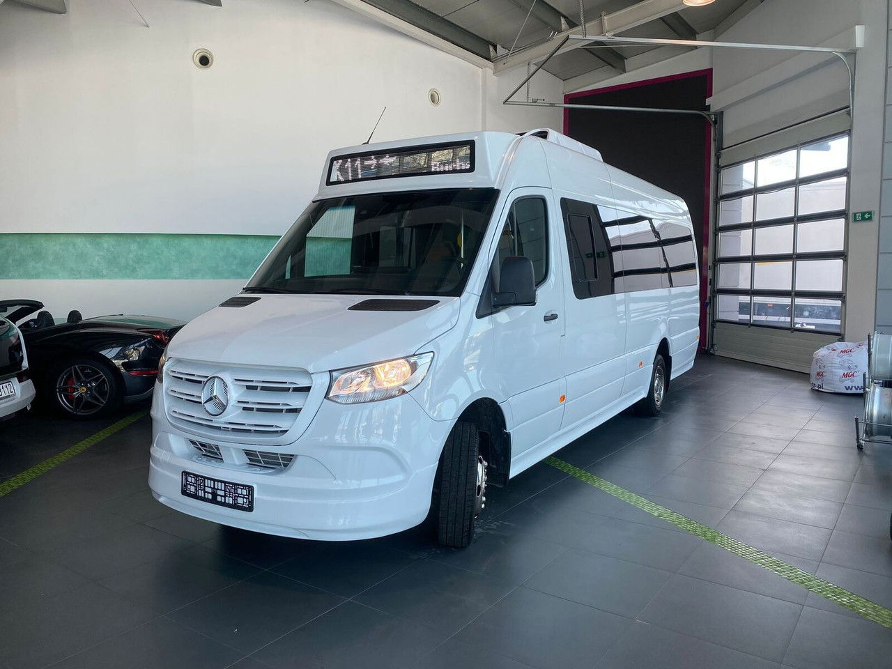 Mercedes-Benz Sprinter 517 - Minibus, Furgão de passageiros: foto 2 Mercedes-Benz Sprinter 517 - Minibus, Furgão de passageiros: foto 2
