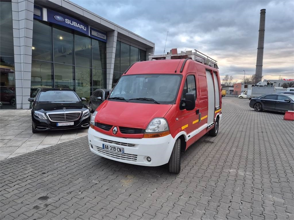 Renault Master 2.5 DCi / ONLY 25TKM!!! / LIKE NEW / WE HAV - Carro de bombeiro: foto 3 Renault Master 2.5 DCi / ONLY 25TKM!!! / LIKE NEW / WE HAV - Carro de bombeiro: foto 3
