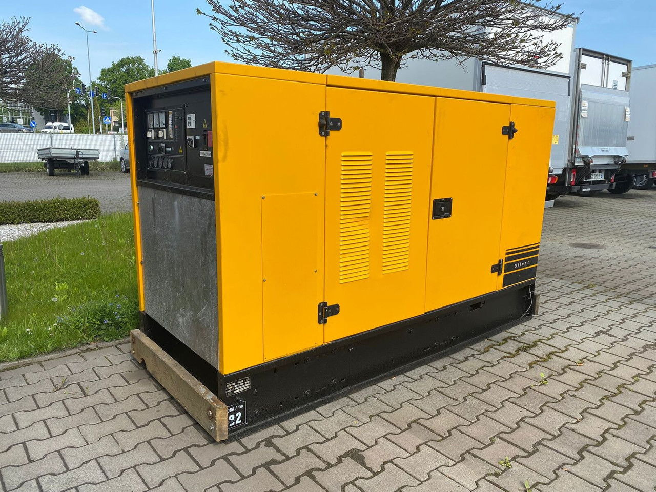 SDMO NS 60 W M, Silent generator 60kVA, 48KW NS 60 W M, Silent generator 60kVA, SDMO NS 60 W M, Silent generator 60kVA, 48KW NS 60 W M, Silent generator 60kVA, 48KW - Gerador elétrico: foto 2 SDMO NS 60 W M, Silent generator 60kVA, 48KW NS 60 W M, Silent generator 60kVA, SDMO NS 60 W M, Silent generator 60kVA, 48KW NS 60 W M, Silent generator 60kVA, 48KW - Gerador elétrico: foto 2