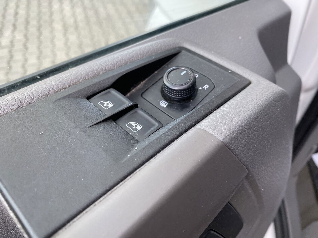 Leasing de Volkswagen Crafter 2.0 TDI 177HP / High Container / Lift 750KG / Super Cond  Volkswagen Crafter 2.0 TDI 177HP / High Container / Lift 750KG / Super Cond: foto 16