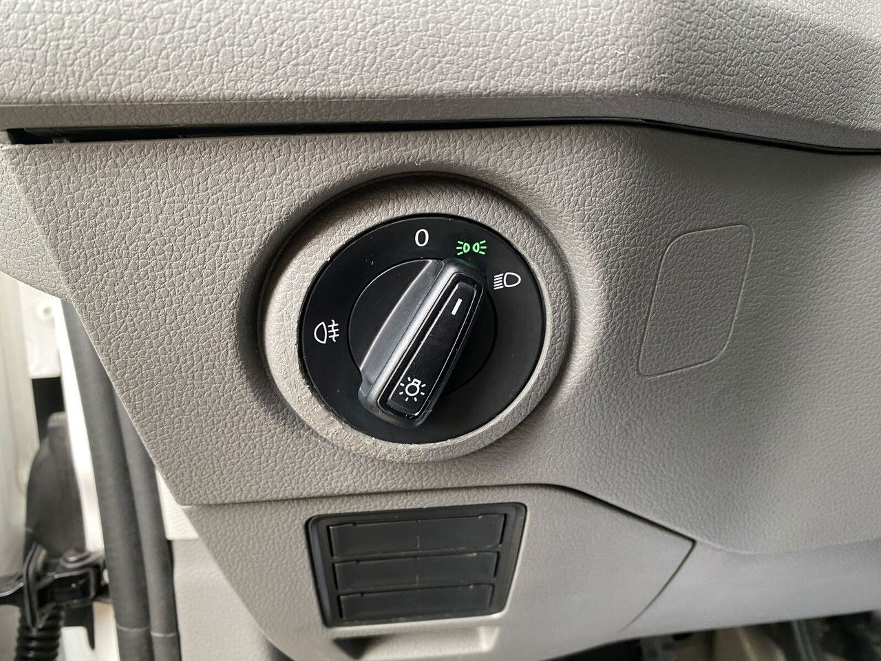 Leasing de Volkswagen Crafter 2.0 TDI 177HP / High Container / Lift 750KG / Super Cond  Volkswagen Crafter 2.0 TDI 177HP / High Container / Lift 750KG / Super Cond: foto 21