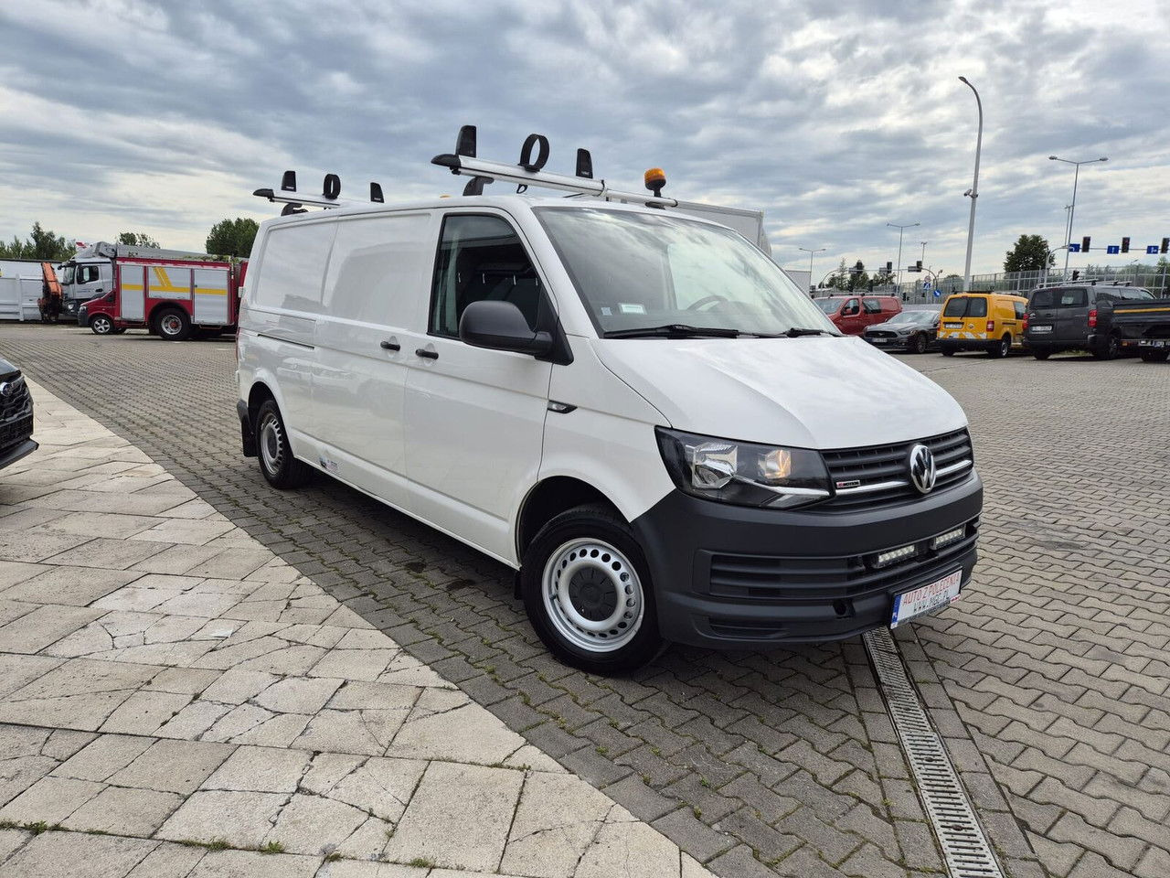 Volkswagen Transporter T6 4Motion / 1 Owner / Webasto / 4X4 / Works Great - Furgão compacto: foto 5 Volkswagen Transporter T6 4Motion / 1 Owner / Webasto / 4X4 / Works Great - Furgão compacto: foto 5