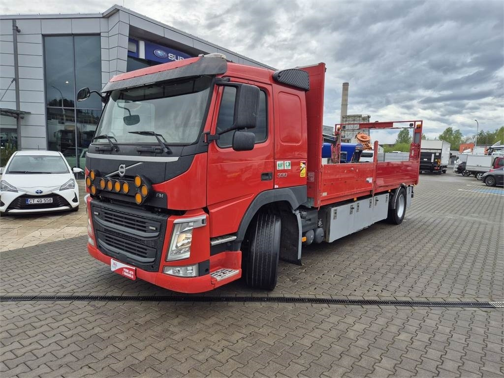 Volvo FM 330 / WEBASTO / HDS HIAB / 1 OWNER - Camião de caixa aberta/ Plataforma: foto 2 Volvo FM 330 / WEBASTO / HDS HIAB / 1 OWNER - Camião de caixa aberta/ Plataforma: foto 2