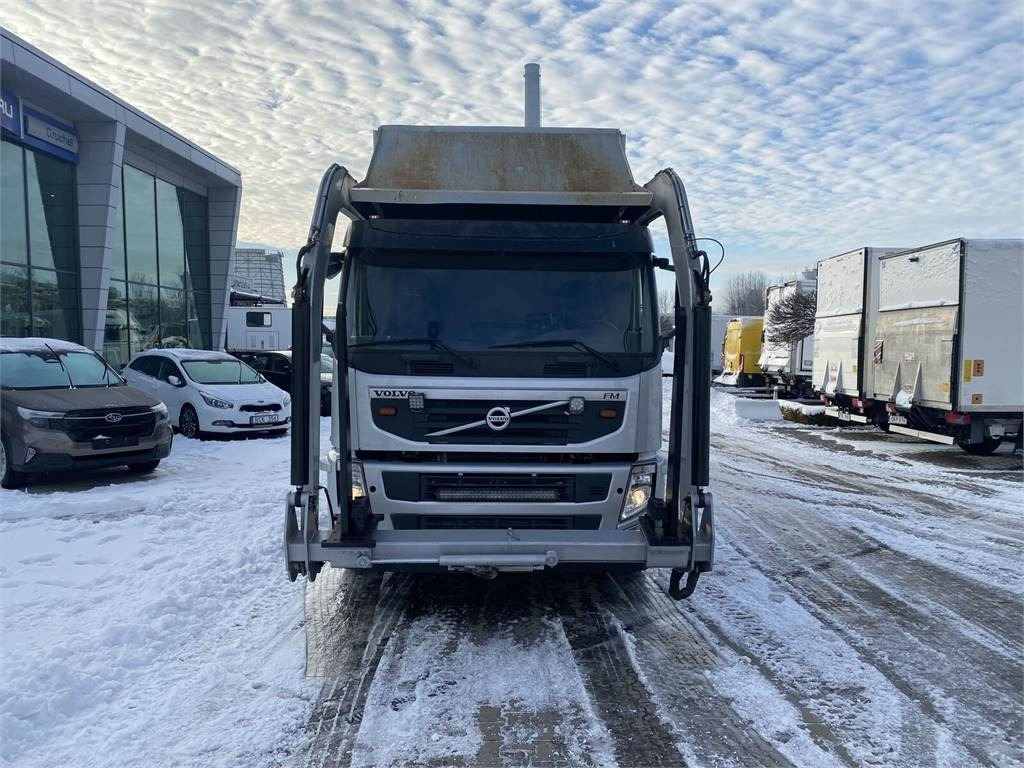 Volvo FM 420 6X2 / NTM / SUPER CONDITION - Caminhão de lixo: foto 3 Volvo FM 420 6X2 / NTM / SUPER CONDITION - Caminhão de lixo: foto 3