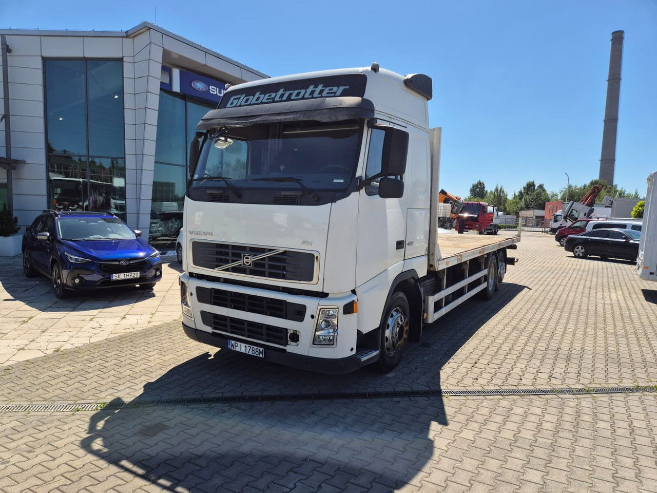 Volvo FM 420 Platform / Works Great - Camião de caixa aberta/ Plataforma: foto 3 Volvo FM 420 Platform / Works Great - Camião de caixa aberta/ Plataforma: foto 3