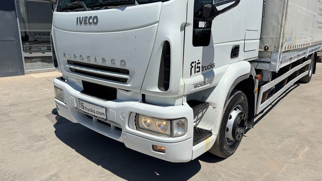 Iveco EuroCargo 160 E24 4X2 tarpaulin - air condition - Camião de lona: foto 2 Iveco EuroCargo 160 E24 4X2 tarpaulin - air condition - Camião de lona: foto 2