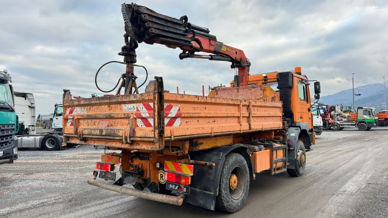 MAN 19.293 4x4 tipper 14.8M - remote control - Camião basculante: foto 5 MAN 19.293 4x4 tipper 14.8M - remote control - Camião basculante: foto 5