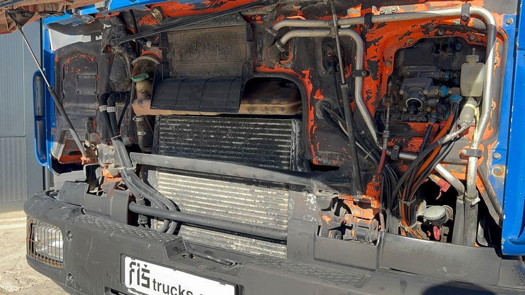 MAN 25.272 6x4 chassis- complete spring - Camião chassi: foto 5 MAN 25.272 6x4 chassis- complete spring - Camião chassi: foto 5
