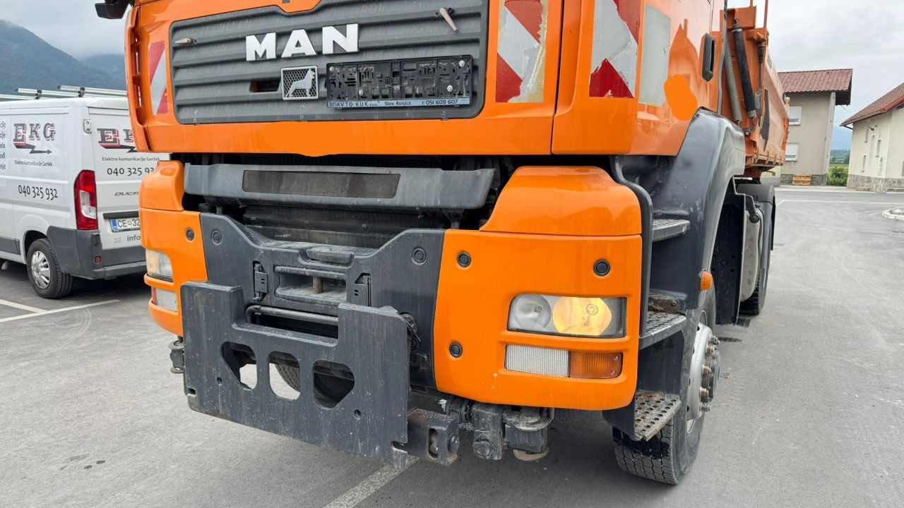 MAN TGA 18.320 4X4 meiller tipper - euro 4 - Camião basculante: foto 2 MAN TGA 18.320 4X4 meiller tipper - euro 4 - Camião basculante: foto 2