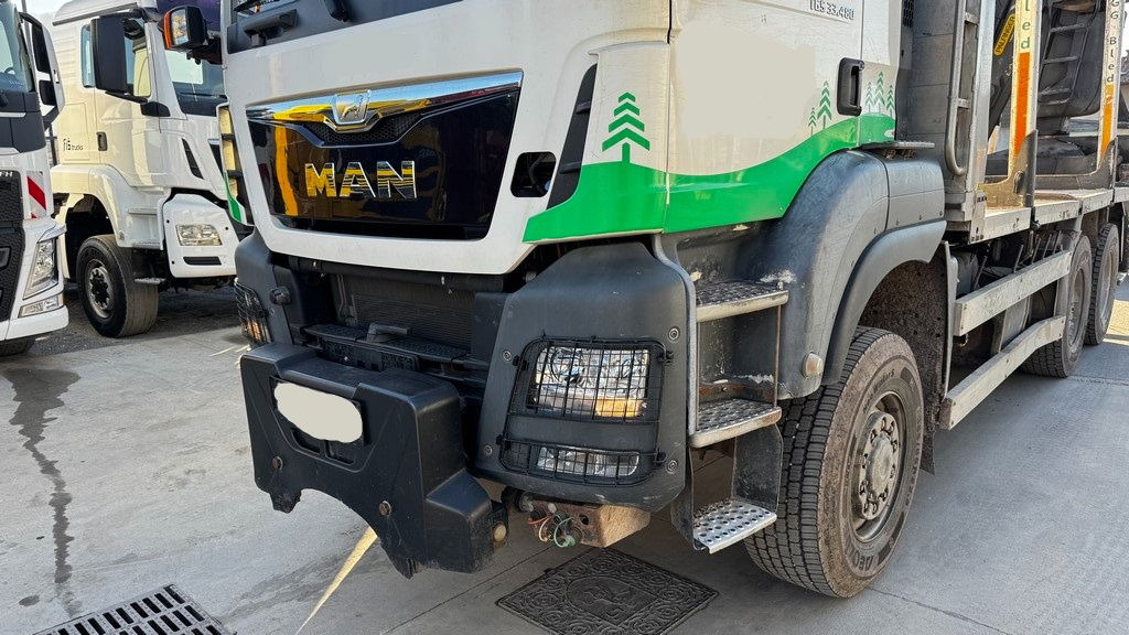 MAN TGA 33.480 6x6 forest truck - Epsilon M12Z + scissors + Trailer Gsodam - Camião de transporte de madeira, Camião grua: foto 2 MAN TGA 33.480 6x6 forest truck - Epsilon M12Z + scissors + Trailer Gsodam - Camião de transporte de madeira, Camião grua: foto 2