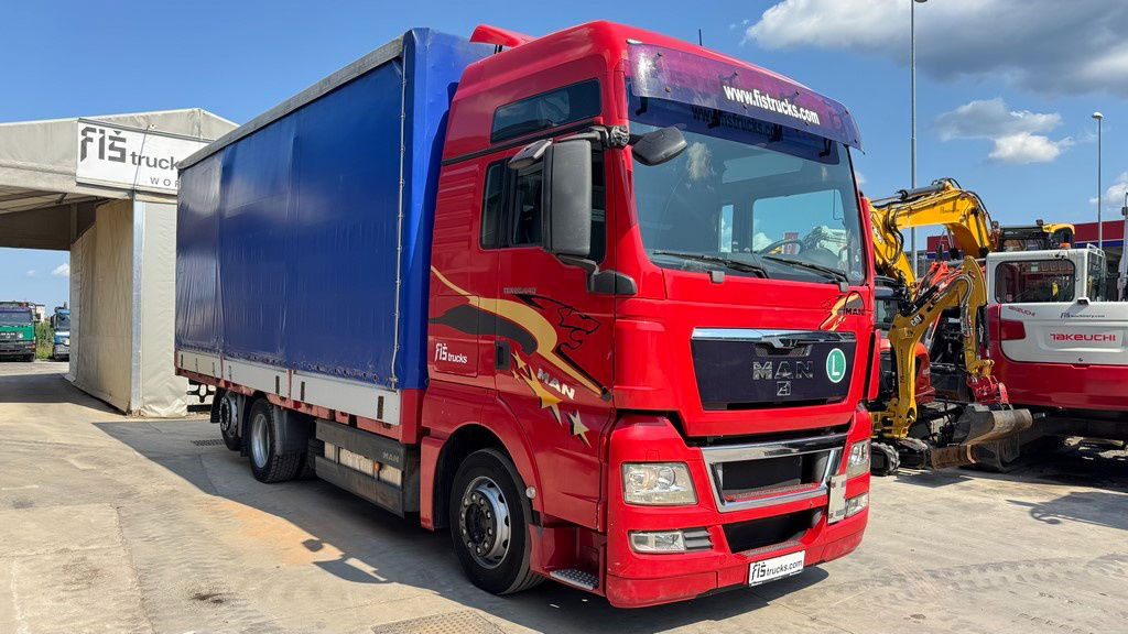 MAN TGX 26.440 6x2 box truck - retarder - lifting+steering axle - Camião furgão: foto 3 MAN TGX 26.440 6x2 box truck - retarder - lifting+steering axle - Camião furgão: foto 3