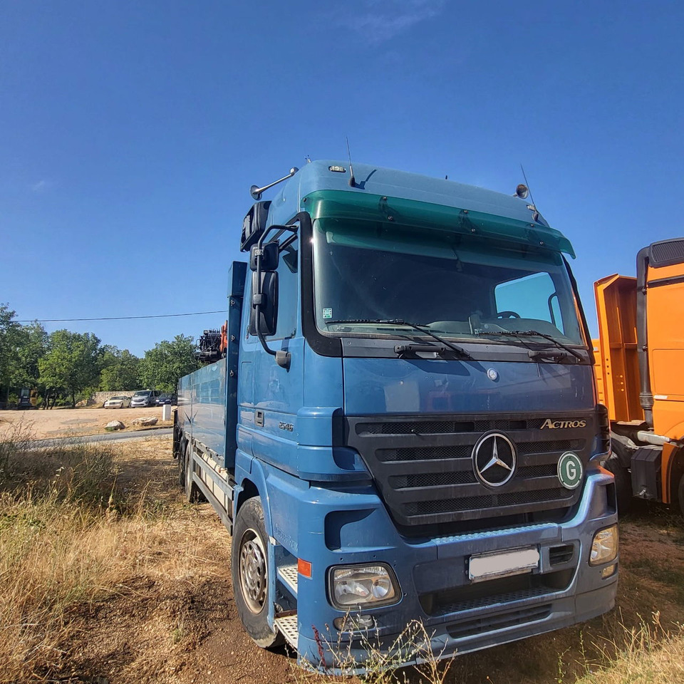 Mercedes-Benz Actros 2546 L 6x2 stake body - crane Atlas 200.2 - Camião de caixa aberta/ Plataforma, Camião grua: foto 2 Mercedes-Benz Actros 2546 L 6x2 stake body - crane Atlas 200.2 - Camião de caixa aberta/ Plataforma, Camião grua: foto 2