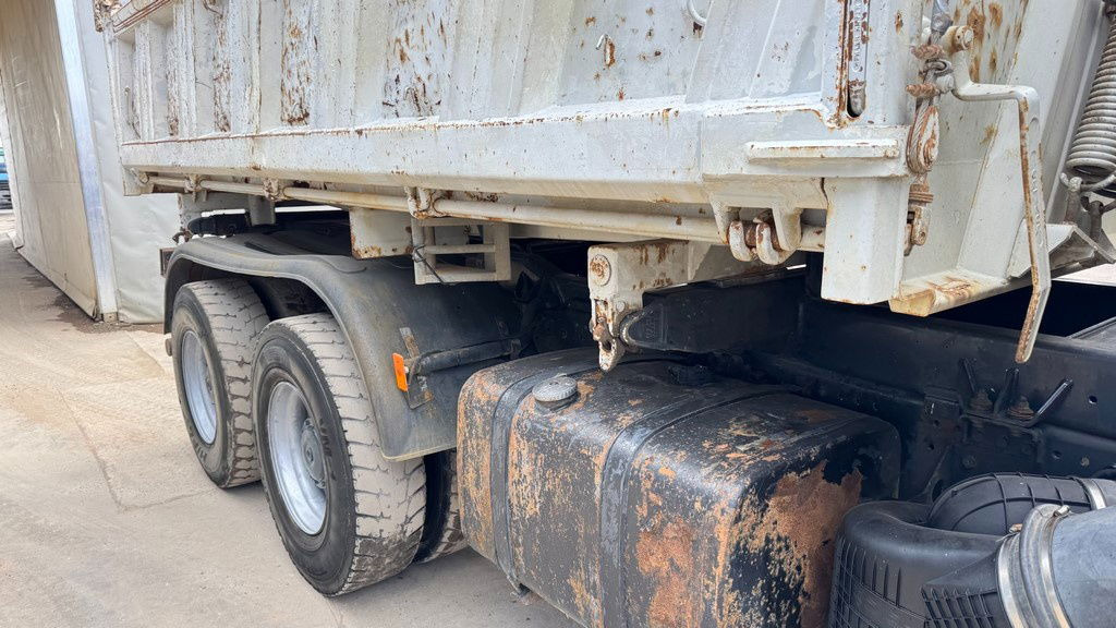 Mercedes-Benz Actros 2643 K 6x4 meiller tipper - Camião basculante: foto 5 Mercedes-Benz Actros 2643 K 6x4 meiller tipper - Camião basculante: foto 5