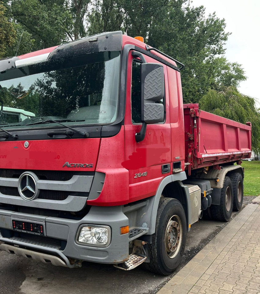 Mercedes-Benz Actros 2648 6X4 3 sided tipper - Camião basculante: foto 2 Mercedes-Benz Actros 2648 6X4 3 sided tipper - Camião basculante: foto 2