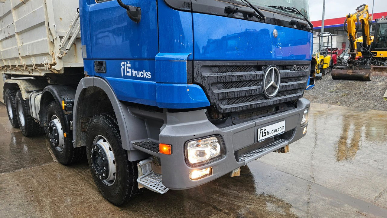 Mercedes-Benz Actros 3241 8x4 3 sided tipper - full spring - Camião basculante: foto 2 Mercedes-Benz Actros 3241 8x4 3 sided tipper - full spring - Camião basculante: foto 2