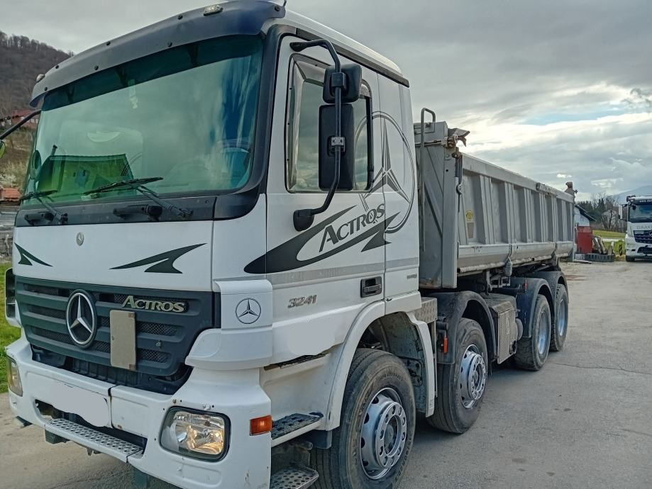 Mercedes-Benz Actros 3241 8x4 meiller tipper - bordmatic - Camião basculante: foto 1 Mercedes-Benz Actros 3241 8x4 meiller tipper - bordmatic - Camião basculante: foto 1
