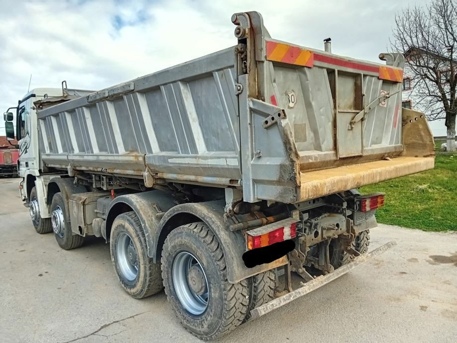 Mercedes-Benz Actros 3241 8x4 meiller tipper - bordmatic - Camião basculante: foto 4 Mercedes-Benz Actros 3241 8x4 meiller tipper - bordmatic - Camião basculante: foto 4