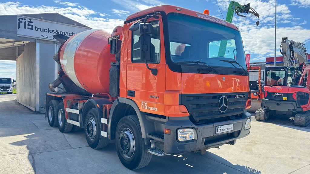 Mercedes-Benz Actros 3241 8x4 mixer 9m3 - Camião betoneira: foto 3 Mercedes-Benz Actros 3241 8x4 mixer 9m3 - Camião betoneira: foto 3