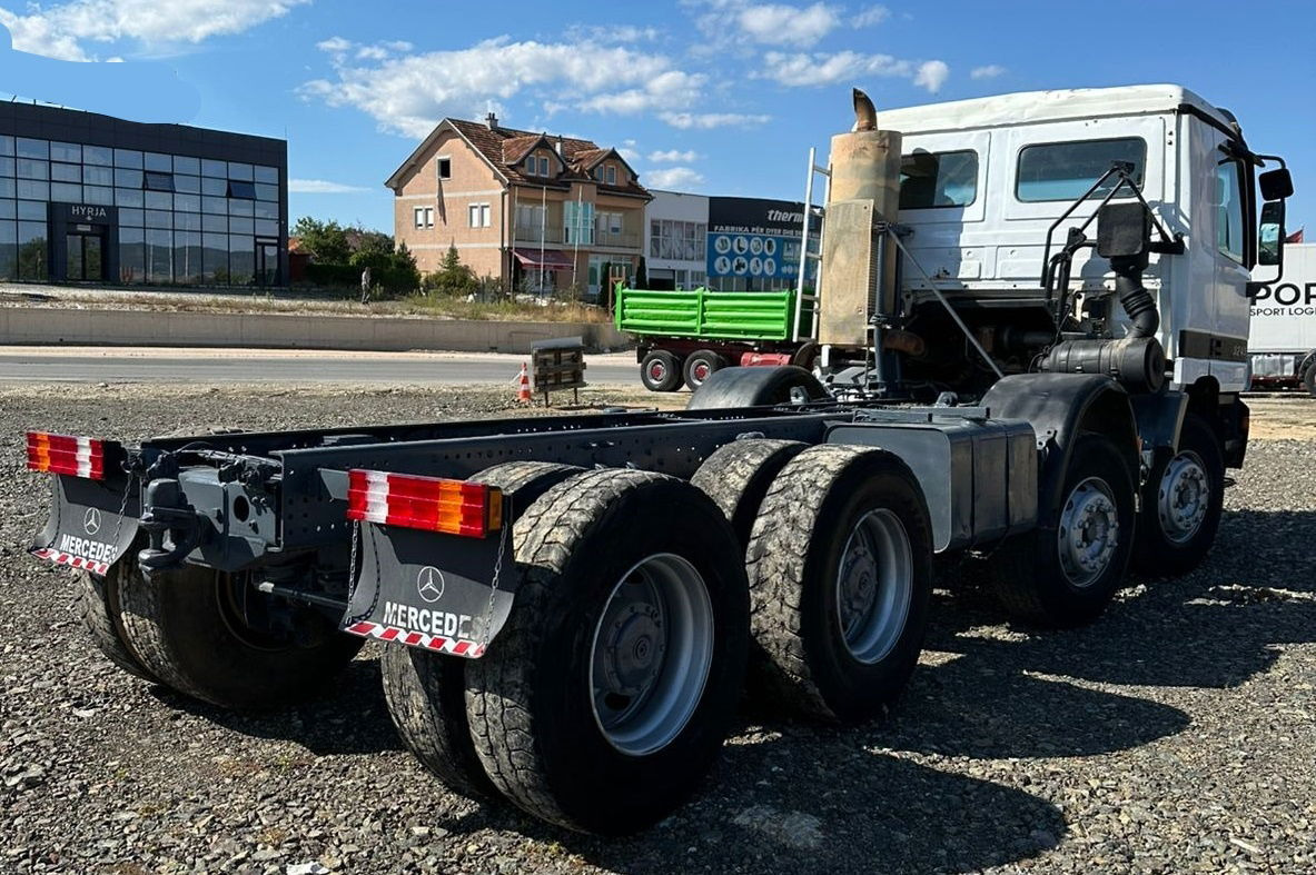 Mercedes-Benz Actros 3243 8x4 chassis - Camião chassi: foto 4 Mercedes-Benz Actros 3243 8x4 chassis - Camião chassi: foto 4