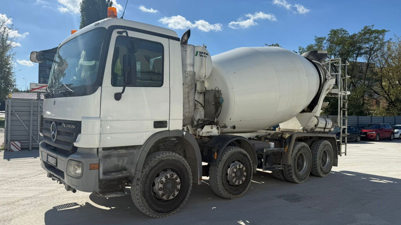 Mercedes-Benz Actros 3532 8x4 beton Schwing mixer 10m3 - Camião betoneira: foto 2 Mercedes-Benz Actros 3532 8x4 beton Schwing mixer 10m3 - Camião betoneira: foto 2