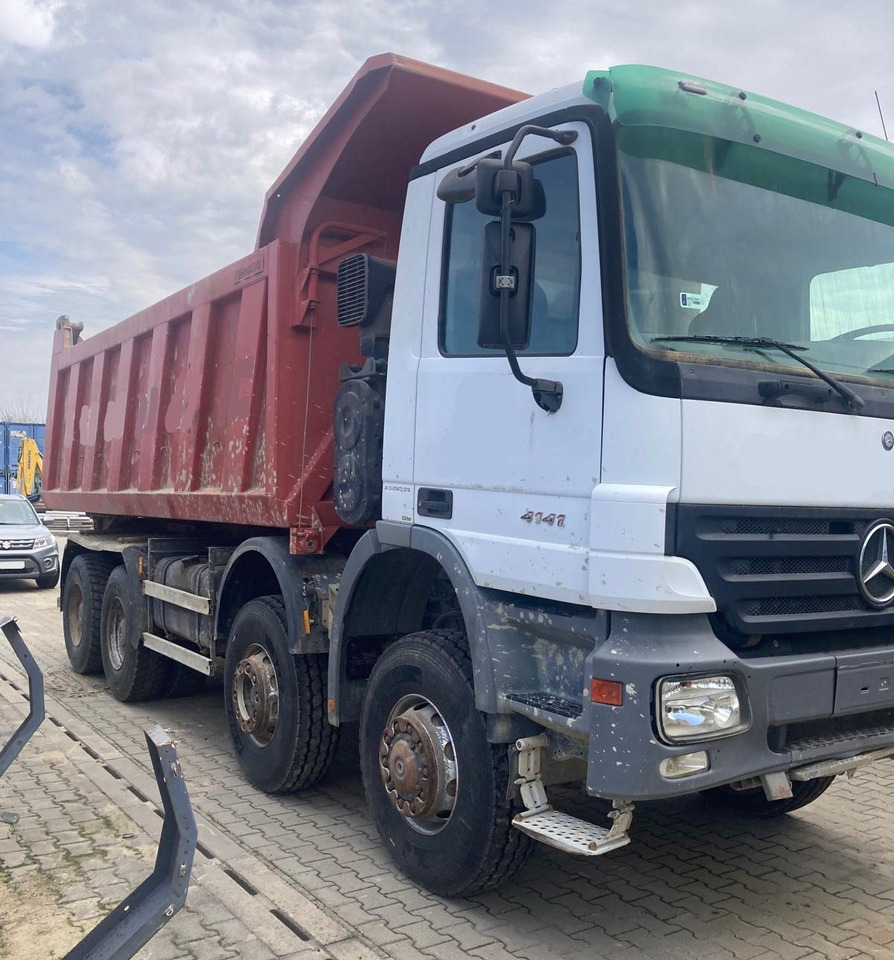 Mercedes-Benz Actros 4141 K 8x6 tipper - Camião basculante: foto 1 Mercedes-Benz Actros 4141 K 8x6 tipper - Camião basculante: foto 1