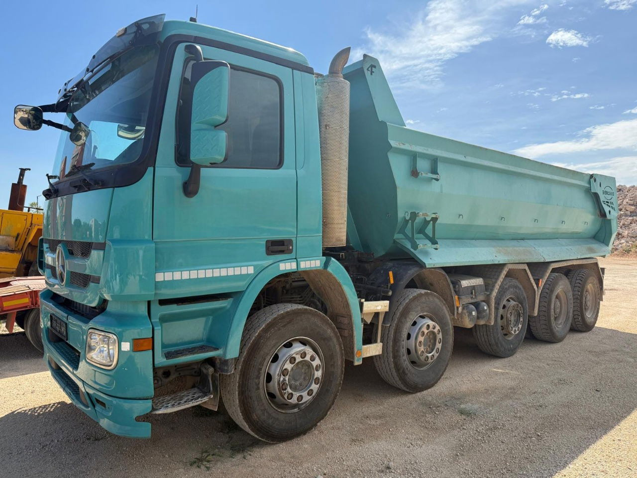 Mercedes-Benz Actros 4448 10x4 mulda tipper - euro 5 - lifting axle - Camião basculante: foto 2 Mercedes-Benz Actros 4448 10x4 mulda tipper - euro 5 - lifting axle - Camião basculante: foto 2