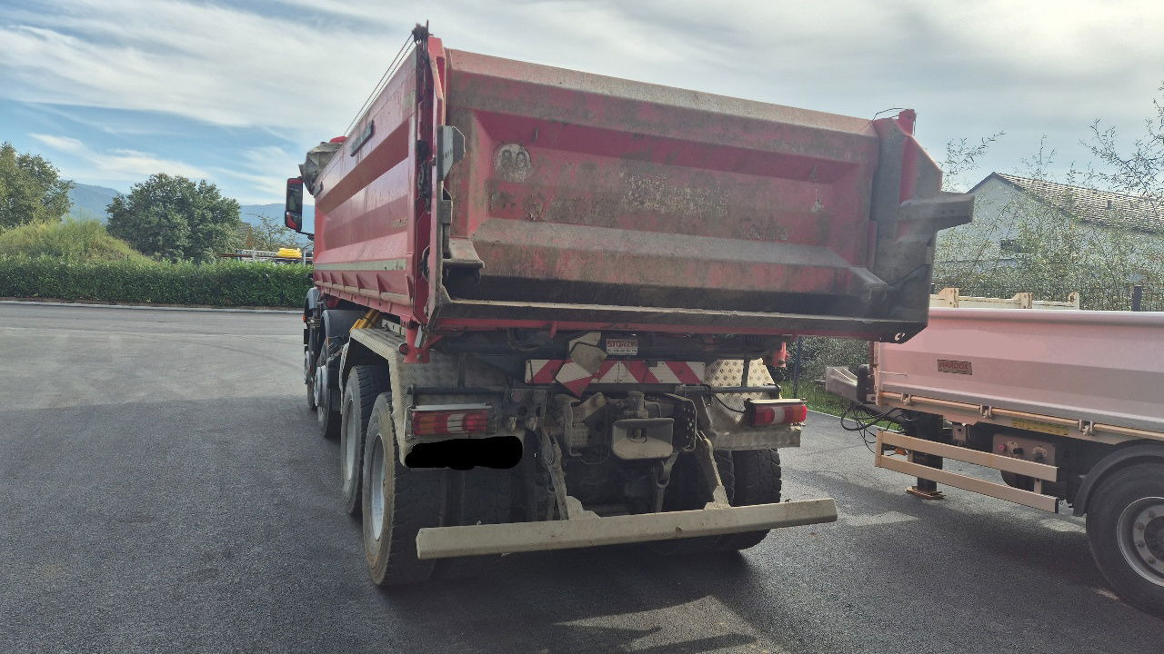 Mercedes-Benz Arocs 3243 8X4 mulda tipper - bordmatic - Camião basculante: foto 3 Mercedes-Benz Arocs 3243 8X4 mulda tipper - bordmatic - Camião basculante: foto 3