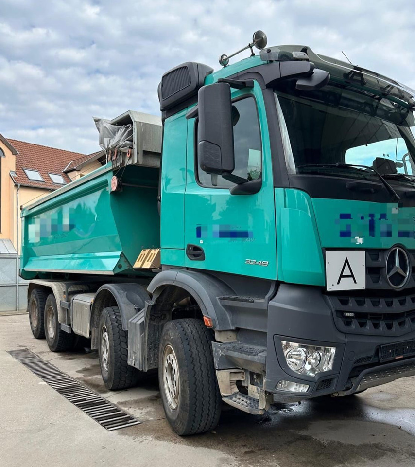 Mercedes-Benz Arocs 3248 8X4 mulda tipper - electric taurpaulin - Camião basculante: foto 2 Mercedes-Benz Arocs 3248 8X4 mulda tipper - electric taurpaulin - Camião basculante: foto 2