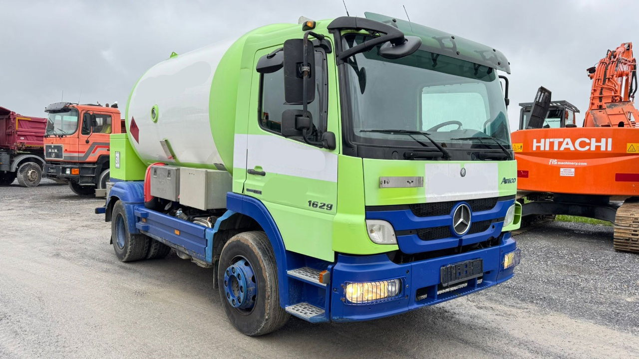 Mercedes-Benz Atego 1529 K 4X2 LPG Omsp Macola P27BN 11.000L - Caminhão tanque: foto 3 Mercedes-Benz Atego 1529 K 4X2 LPG Omsp Macola P27BN 11.000L - Caminhão tanque: foto 3