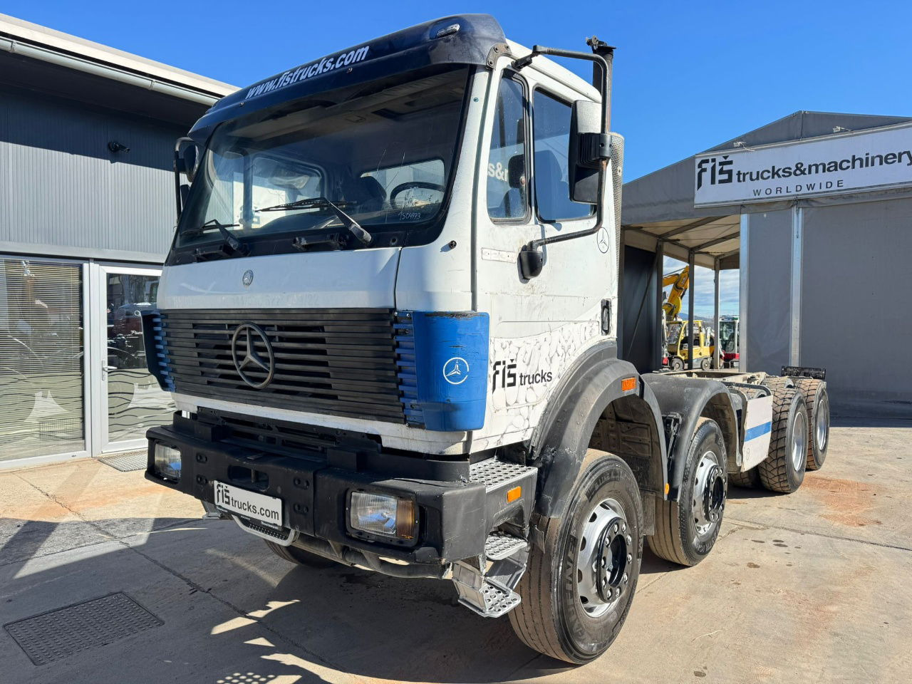 Mercedes-Benz SK 3234 8x4 chassis - Camião chassi: foto 1 Mercedes-Benz SK 3234 8x4 chassis - Camião chassi: foto 1