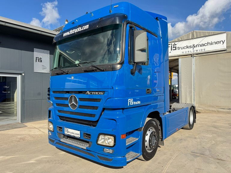 Mercedes-Benz Actros 1844 4x2 tractor unit - retarder - Tractor: foto 1 Mercedes-Benz Actros 1844 4x2 tractor unit - retarder - Tractor: foto 1