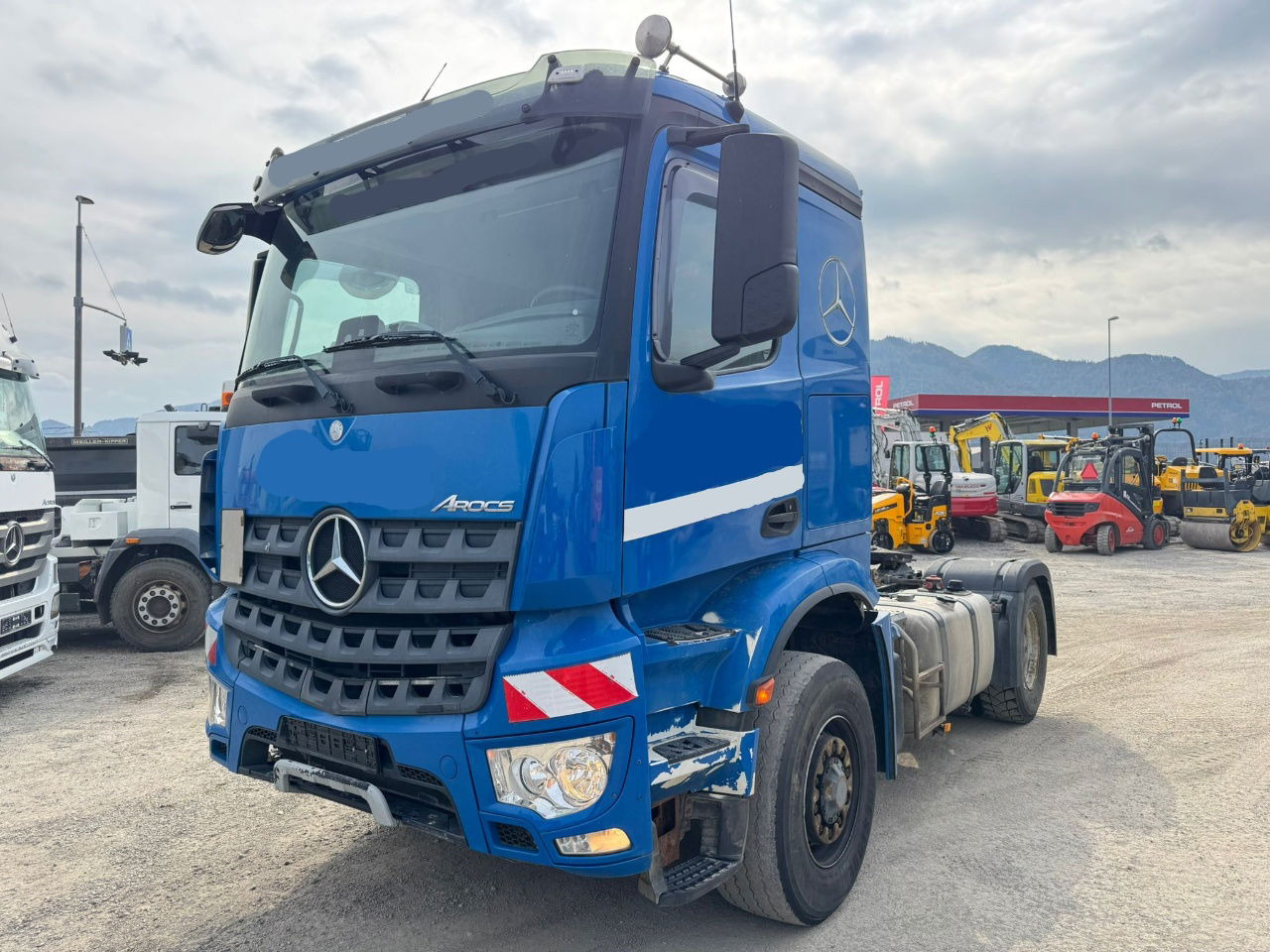 Mercedes-Benz Arocs 1845 HAD 4X4 tractor unit - tipper hydraulics - motor brake - Tractor: foto 1 Mercedes-Benz Arocs 1845 HAD 4X4 tractor unit - tipper hydraulics - motor brake - Tractor: foto 1