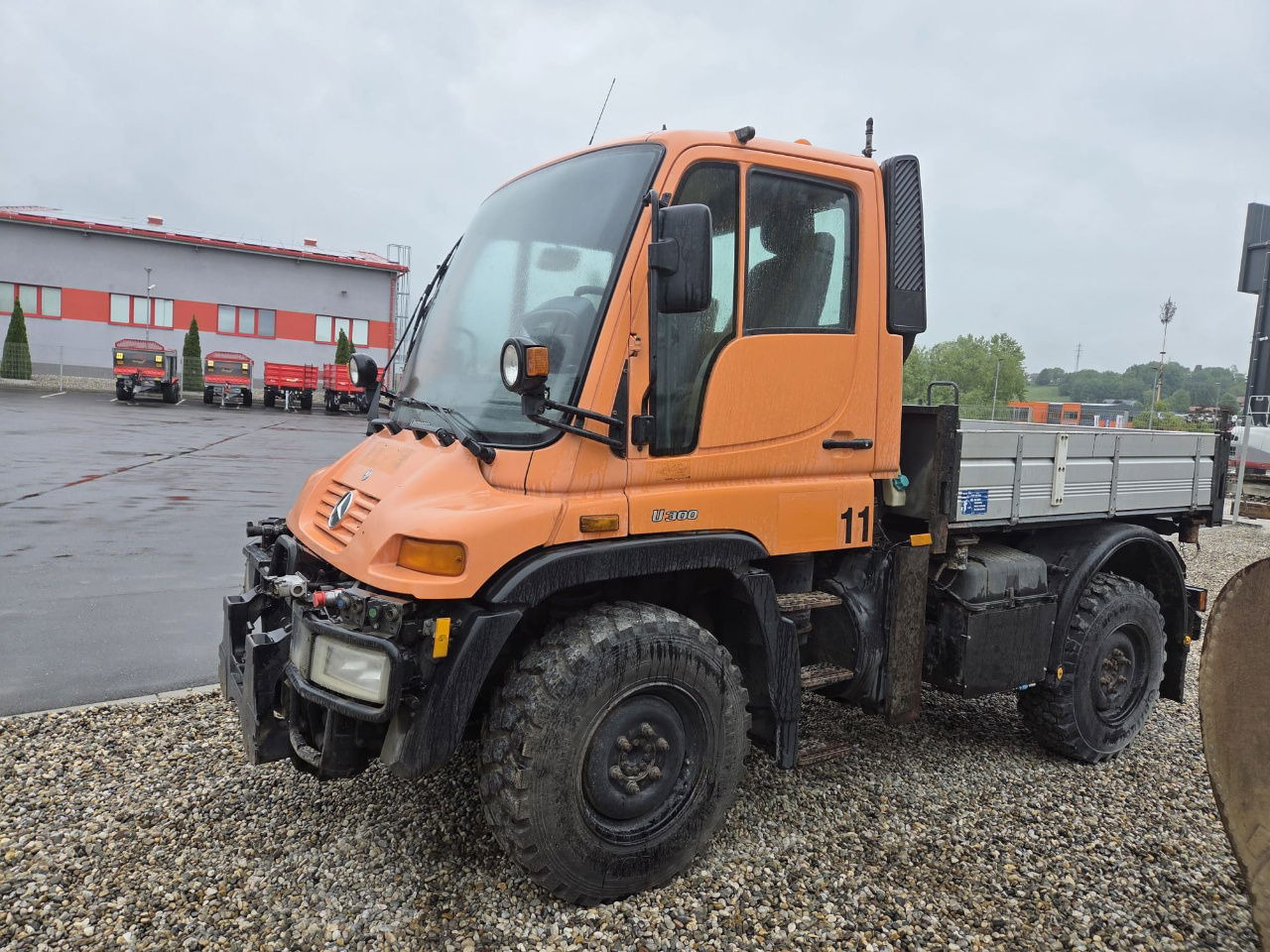 Unimog U300 4x4 - tipper - Camião basculante: foto 3 Unimog U300 4x4 - tipper - Camião basculante: foto 3