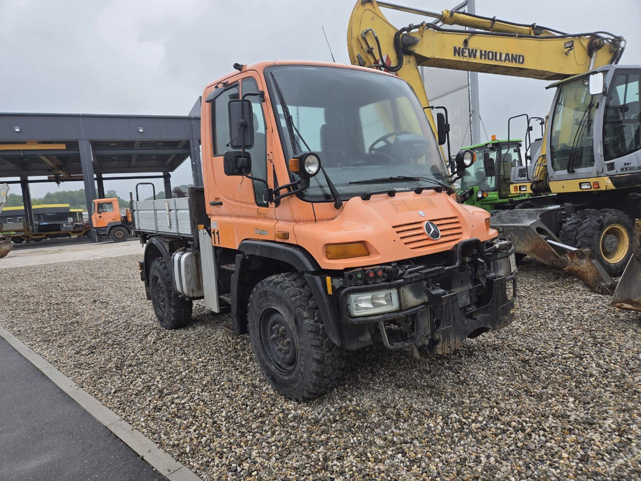 Unimog U300 4x4 - tipper - Camião basculante: foto 1 Unimog U300 4x4 - tipper - Camião basculante: foto 1