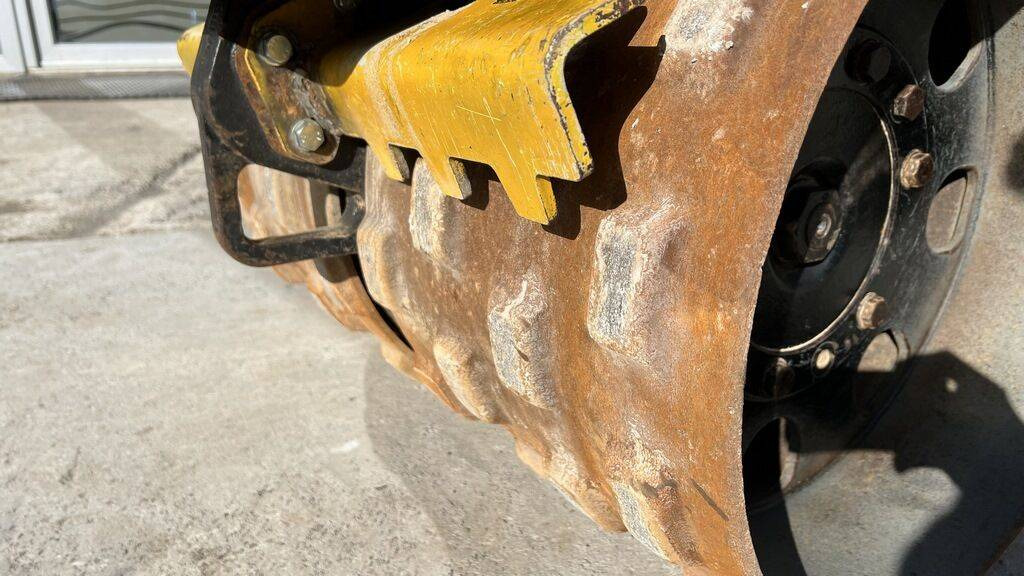 WACKER NEUSON Neuson RT 82 SC-2 - Remote Control - Compactador pequeno de asfalto: foto 2 WACKER NEUSON Neuson RT 82 SC-2 - Remote Control - Compactador pequeno de asfalto: foto 2