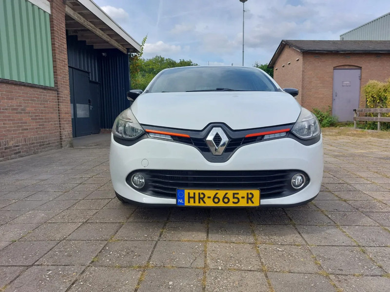 Renault Clio Clio 0.9 TCE - Hatchback: foto 5 Renault Clio Clio 0.9 TCE - Hatchback: foto 5