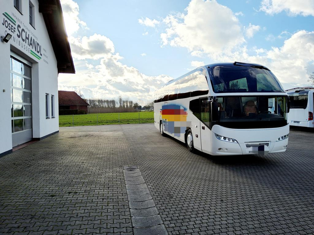 Neoplan Cityliner P14 6 gang manuell / WC / TÜV - Autocarro: foto 2 Neoplan Cityliner P14 6 gang manuell / WC / TÜV - Autocarro: foto 2