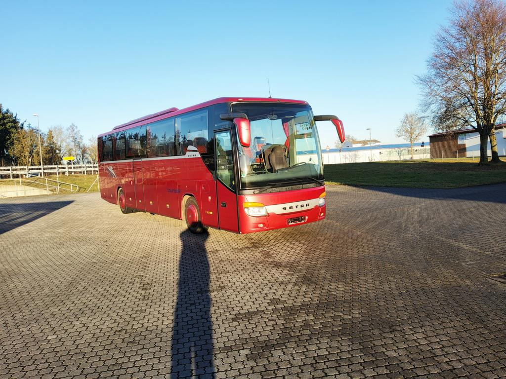 Setra S 415 GT HD 6 Gang / 50 Sitze - Autocarro: foto 1 Setra S 415 GT HD 6 Gang / 50 Sitze - Autocarro: foto 1