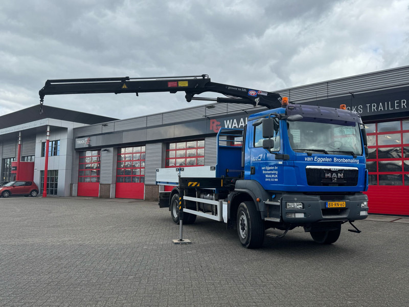 MAN TGM 18-290 4x4 Kraan met Open laadbak HMF Kraan 13 T - Camião grua: foto 5 MAN TGM 18-290 4x4 Kraan met Open laadbak HMF Kraan 13 T - Camião grua: foto 5