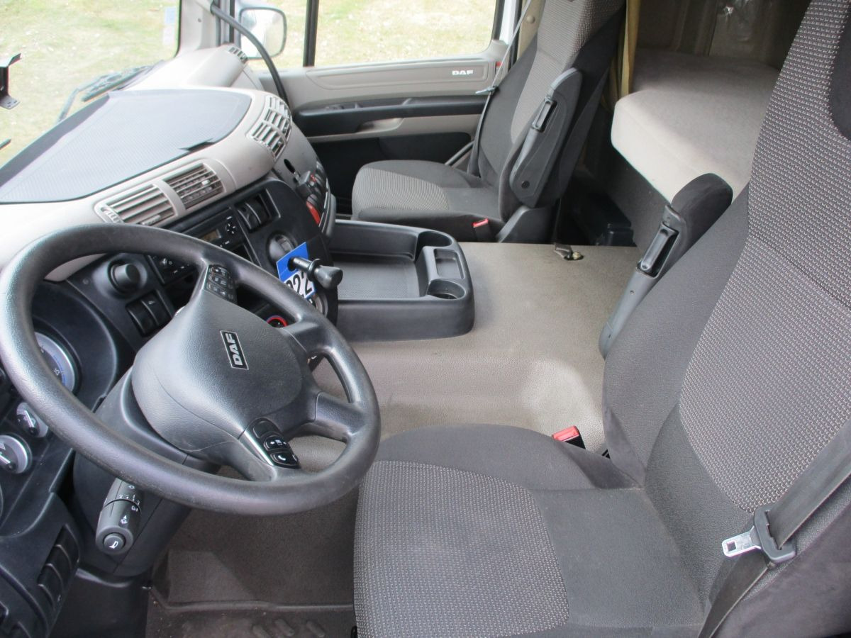 DAF CF 75.310 - Camião furgão: foto 5 DAF CF 75.310 - Camião furgão: foto 5