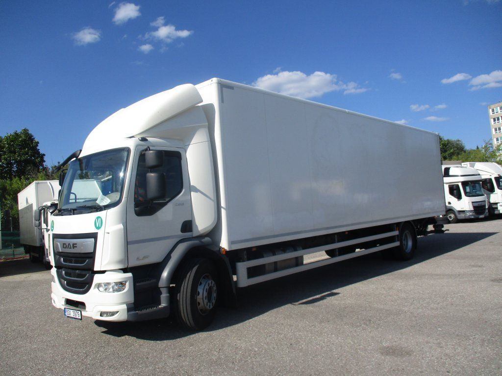 DAF LF 18.290 - Camião furgão: foto 1 DAF LF 18.290 - Camião furgão: foto 1
